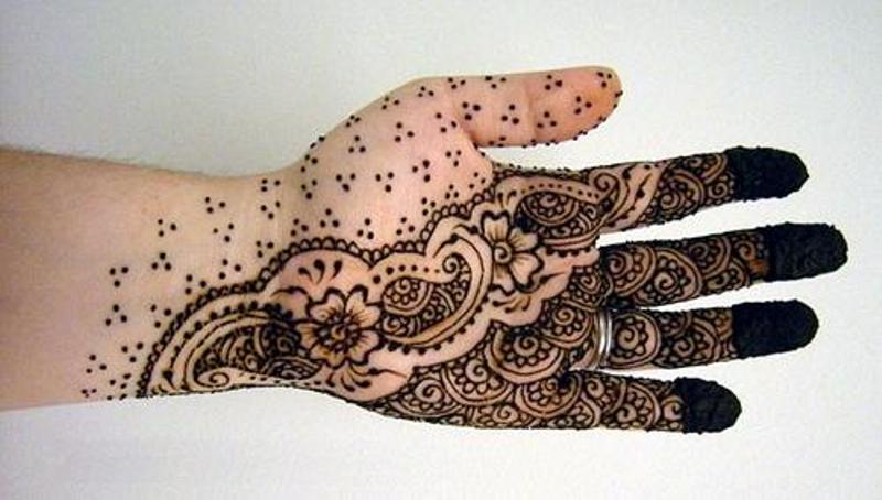 Small Stars Arabic Mehandi Design