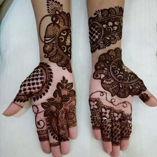 Unusual Hand Aztec Arabic Mehendi Pattern